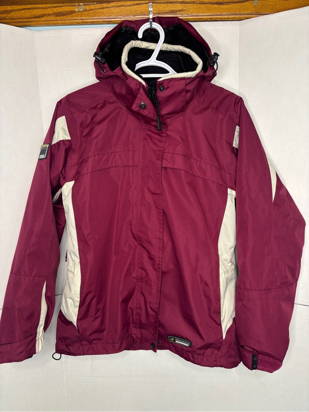 Wetskins Women's Burgundy Ski Jacket Winter Jacket Removable Fleece Inner Liner